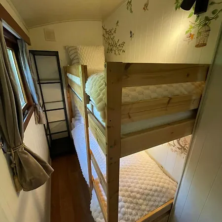 Holiday home Pipowagen De Zwaan In Hoge Kempen Nabij Maastricht Lanaken